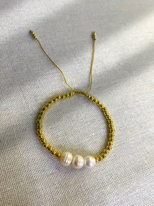 Pearl and Gold Bead Bracelet